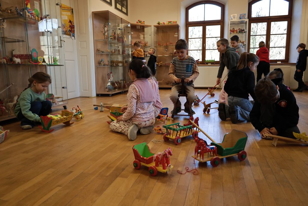 Realizowane atrakcje beskidzkie centrum zabawki drewnianej w stryszawie